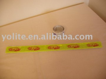 snap wristband