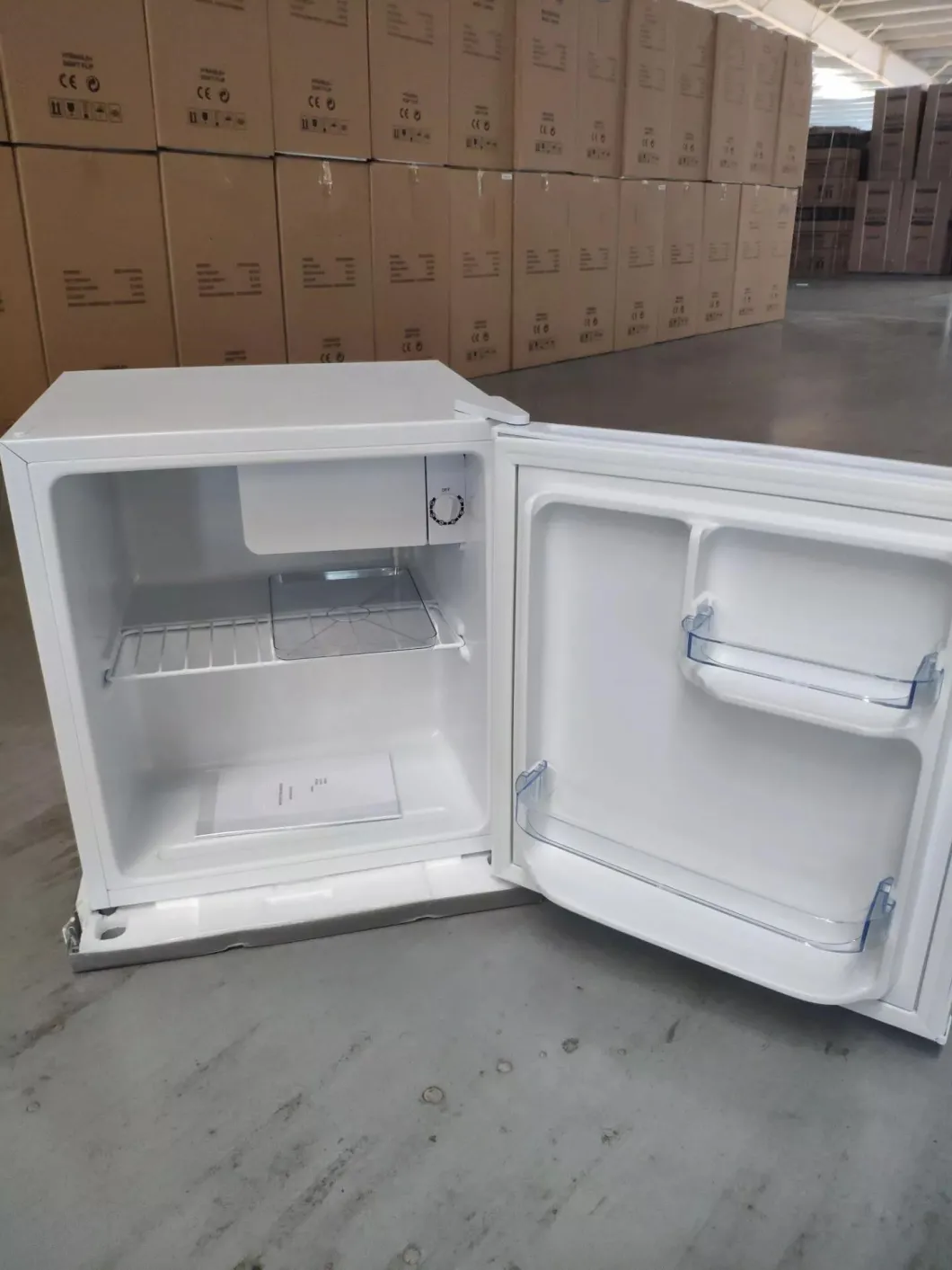 Smad 1.7cuft 48L Hot Sale Mini Bar Fridge Hotel Dorm Room Refrigerator