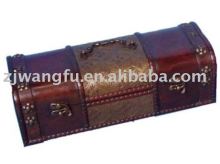 Classic archaic wine box