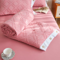 掛け布団の寝具セットは、夏のシーズンの薄い詰め物セットをセットします