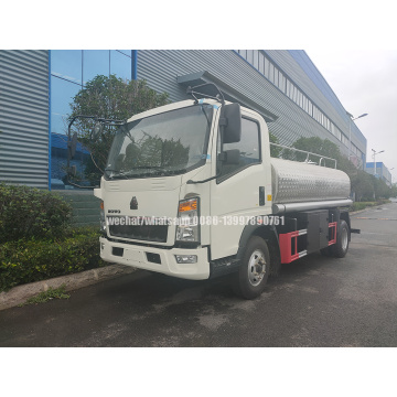 Light HOWO 5000-8000 liters Aluminum Alloy Milk Tanker Truck