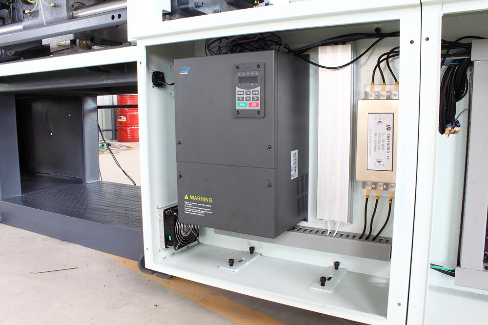 Plastic Injection Molding Machine Servo System