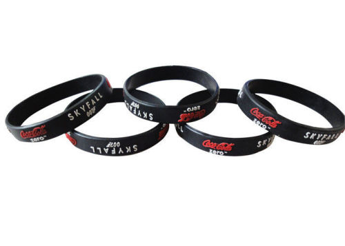 202*12*2mm Glueing Silicone Black Costom Rubber Wrist Bands Embossed Bangle Bracelets