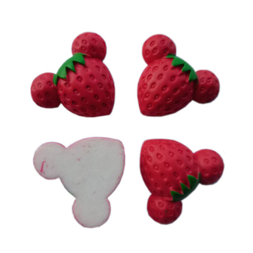 Cartoon Resin Fruit Red Strawberry Charms Casa Fai da te Accessori per capelli Fiocco per capelli Ornamento per cassa del telefono Abbellimento fatto a mano