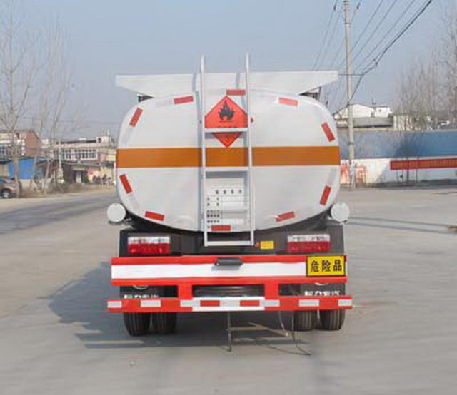 دونغفنغ Duolika 5000L شاحنة نقل الوقود