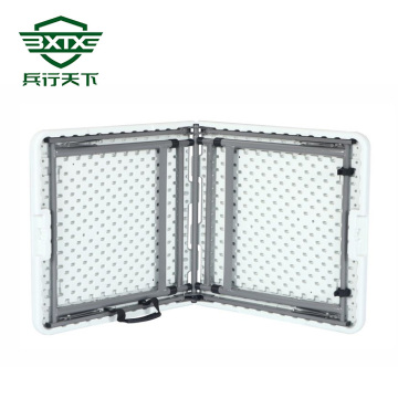 Customizable outdoor folding table