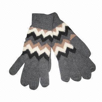 Knitted stripe gloves, keeps warm