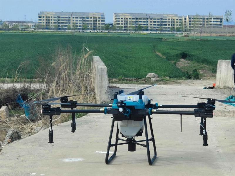 4-Axis with Agricultural Drone 40 Liters
