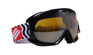 goggles for skiing