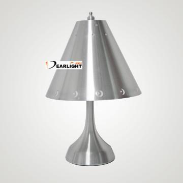 Fashion Hollow out Aluminum Horn Table Lamp