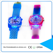 Colorful silicone bracelet fashion hand watch led flashlight watch for children
