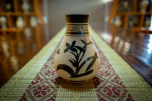 Underglaze painted bottle of Jizhou kiln