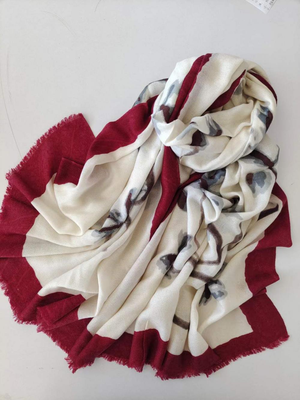 Printed Wool Scarf Msy 414