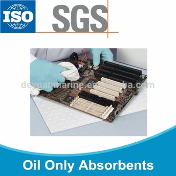 White Oil-Only Absorbent Pads