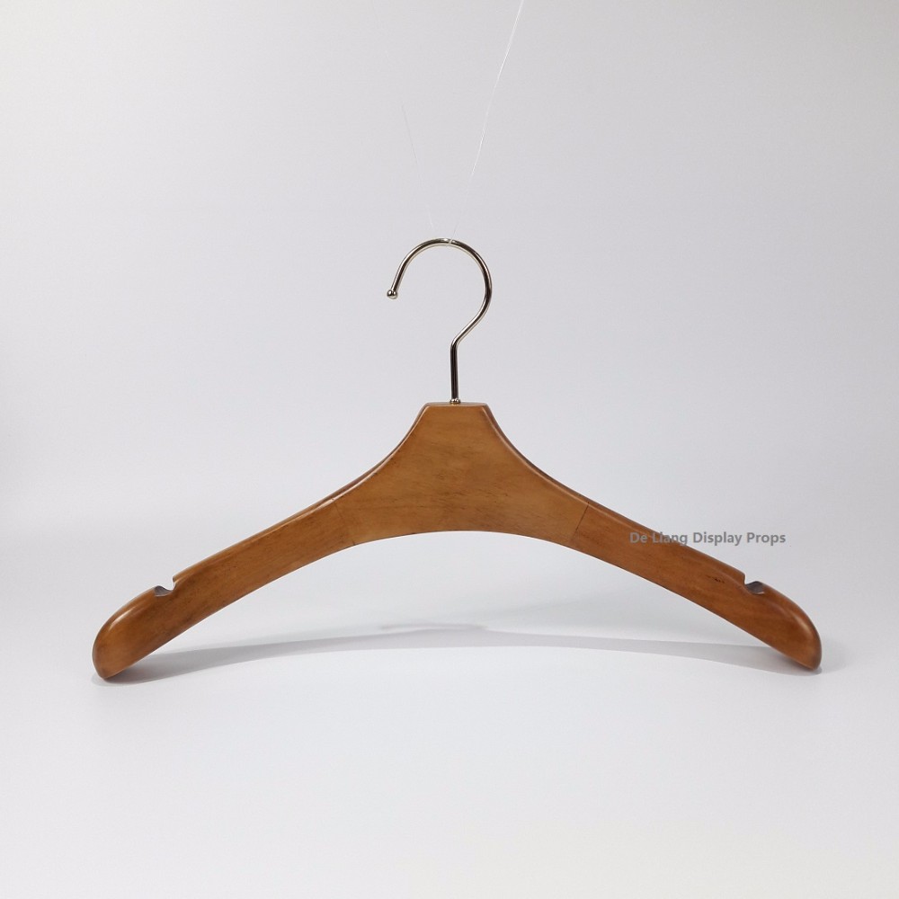 DL374 Coat top and bottom hanger lotuse wood with gold hook U-notch wood hanger