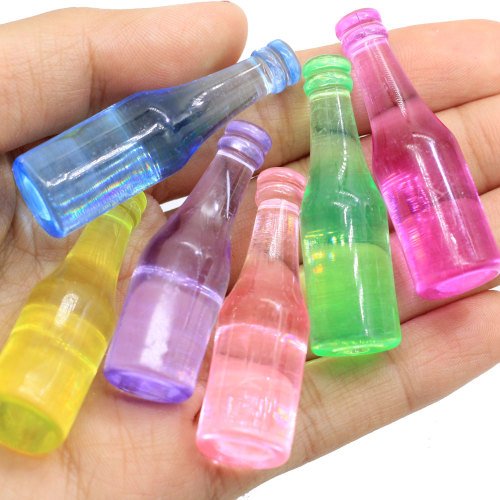 Carino Candy Color Drink Bottle Resin Charms Kids Dollhouse Kitchen Ornament Fai da te Art Decor Fashion Room Embelliment Parts