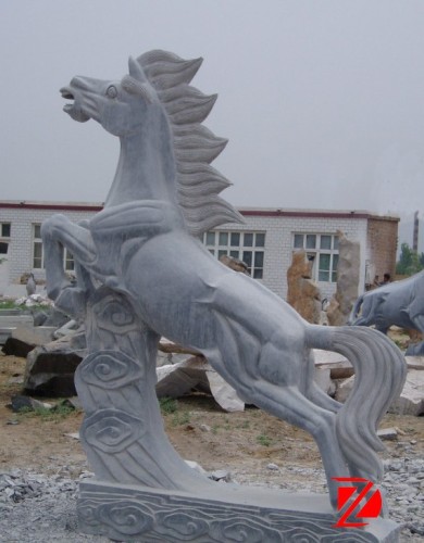 outdoor stone horse sculpture