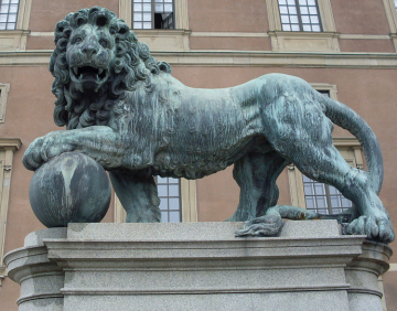 Japanese outdoor large bronze antique lion king garden statues