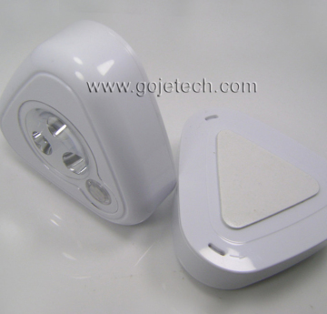 Battery powered motion sensor led lamp