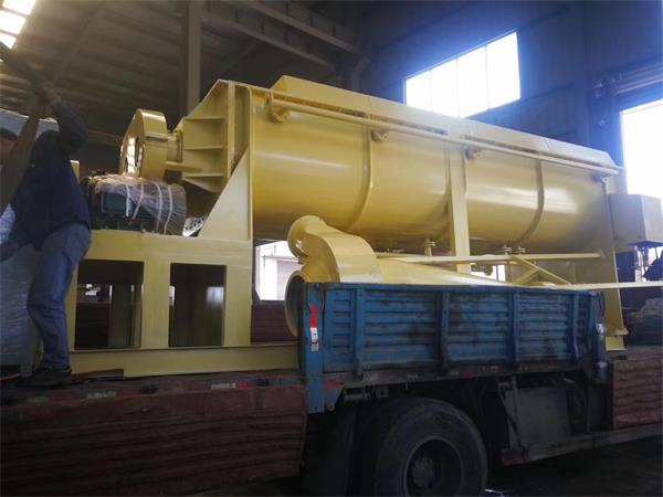 Rotary disc dryer for organic waste