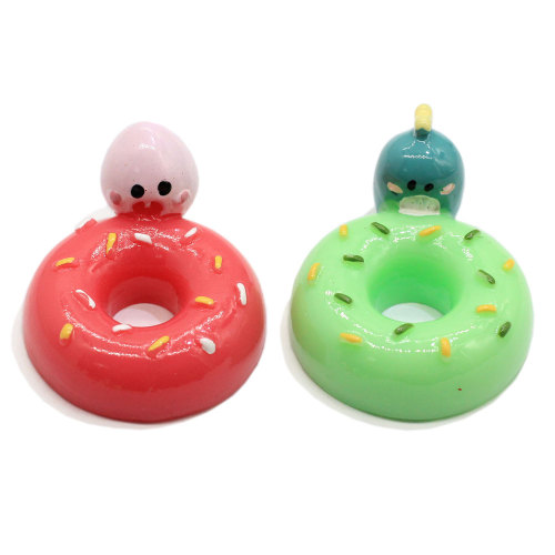 Venta al por mayor, gran donut, artesanía de resina, postre dulce con agujero, decoración artificial, decoración de arte Diy, colgante hecho a mano, adorno de joyería