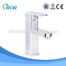 Cold and hot water metal chromeplate basin bathroom faucet