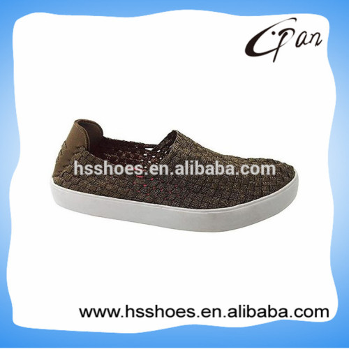 Healthy and breathable woven casual shoes