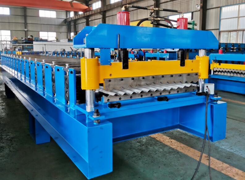 Steel Roofing Corrugated Roll Forming Machine