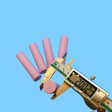 Pink Wear Resistant Ceramic Rod