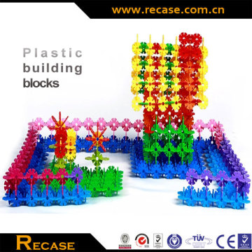 Hot selling plastic building connector toy,plastic large building blocks toy