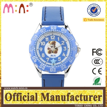 Factory wholesale high quality 3D lovely bear water resistance rolling case boy london watch