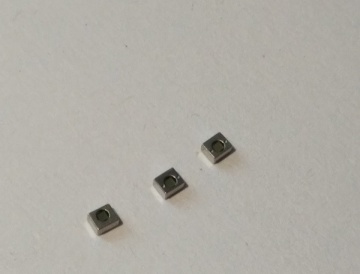 Receptacle Free Space Isolator for Lasers coupling