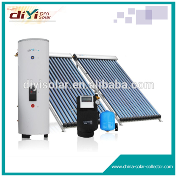 With flowmeter separate flat panel solar water heaters