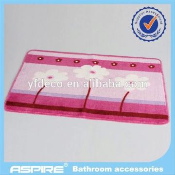 modern heated bath mat