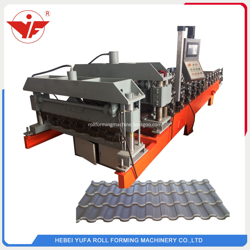 Step tile roof making machine 