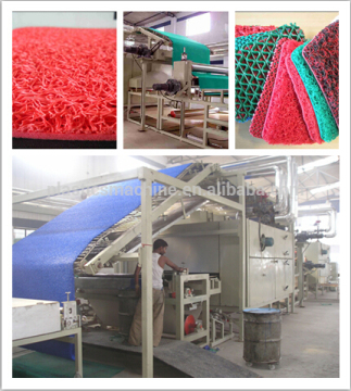 Plastic carpet machine