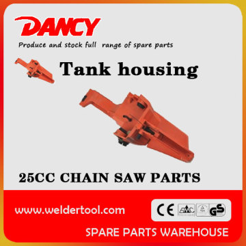 2500 chainsaw tank housing