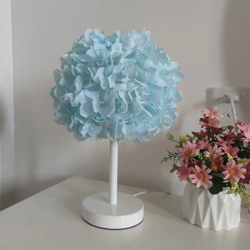 Elegant Versatile Fabric Lamp for Home and Event Illumination