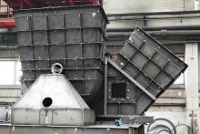 Wear resistant centrifugal fan