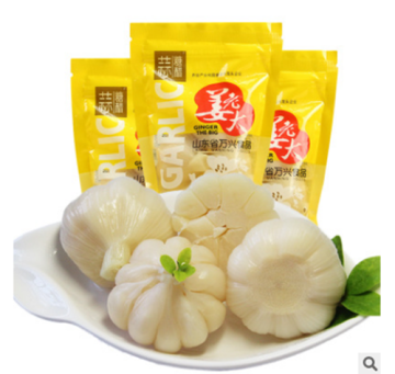 PICKLED GARLIC IN BAGS