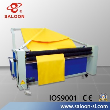 With electronic-eye automatic clothes folding machine