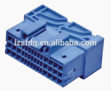 Auto Connector Wiring Harness Electrical Plastic Housing 31420768 CONNECTOR