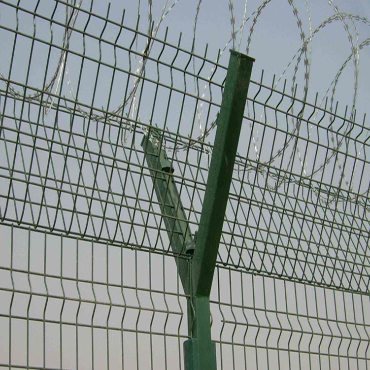 PVC Coated Welded Wire Mesh For Airport Fence