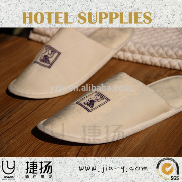 milk white so comfortable embroidery logo massage slipper and cheap hotel slipper