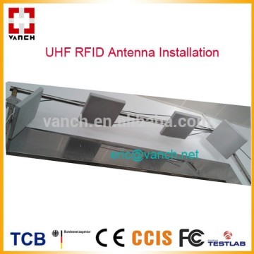 Parcel tracking UHF RFID antenna