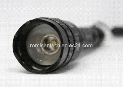 Romisen RC-27 120 Lumens Cree XR-E Q5 LED senter pembesaran dengan 2 X baterai AA