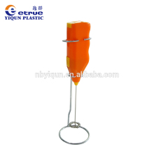 Automatic coffee milk stirrer