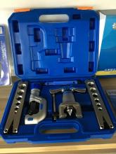 Copper tube flaring tool