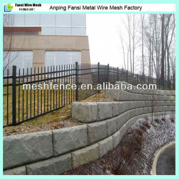 Hot dip galvanised tubular metal fence panel
