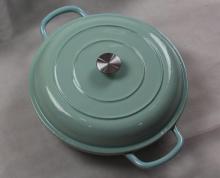 Enamel cast iron round casserole